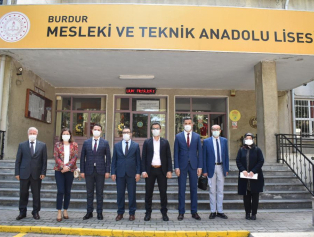 Mesleki Eğitimde Genç İstihdamı Arttırma Projesi Tamamlandı Galeri