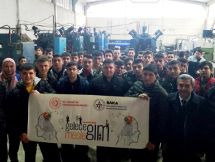 Burdur’da Mesleki ve Teknik Eğitim Farkındalık Etkinlikleri Galeri