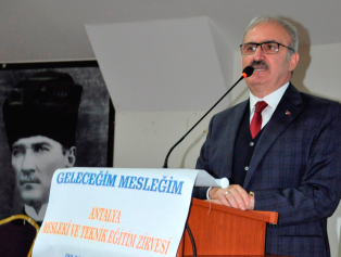 Antalya’da Mesleki ve Teknik Eğitim Zirvesi Galeri