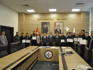 Ajansımız ve İŞKUR İş Birliği İle Forklift Operatörlüğü Eğitimi Verildi Galeri