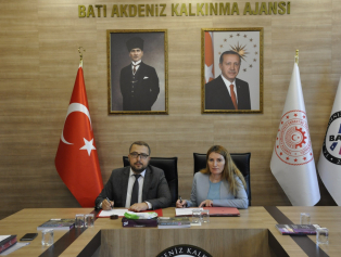 Burdur'da Üretken Bir Nesil Yetişiyor Projesinin Sözleşmesi İmzalandı Galeri