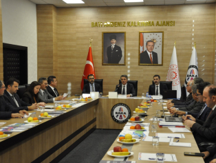 Isparta Sektörel İstişare Toplantıları Kiraz Üretimi ve Pazarlaması Teması İle Devam Ediyor Galeri