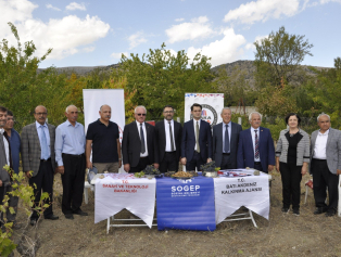 Sürdürülebilir Tarım İçin Senirkent’te İmzalar Atıldı Galeri