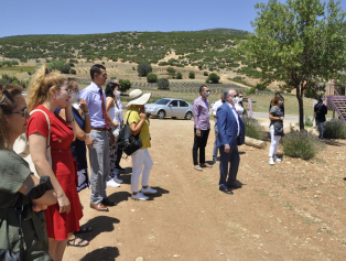 Bölgemizdeki Diplomatik Misyon Temsilcileri ve ANSİAD Yönetim Kurulu Üyeleri Ajansımız Koordinasyonu ile Lavanta Kokulu Köy Kuyucak’a İnceleme Ziyareti Gerçekleştirdi Galeri