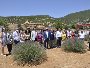 Bölgemizdeki Diplomatik Misyon Temsilcileri ve ANSİAD Yönetim Kurulu Üyeleri Ajansımız Koordinasyonu ile Lavanta Kokulu Köy Kuyucak’a İnceleme Ziyareti Gerçekleştirdi Galeri