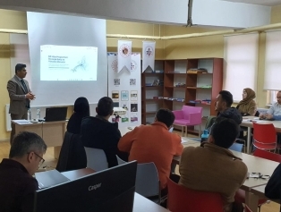 Gelendost’ta Kamu Kurumlarına Proje Döngüsü Yönetimi Eğitimi Verildi Galeri