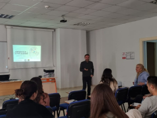 Alanya Girişimcilik Yarışması Kapsamında Verilen Eğitimler Tamamlandı Galeri