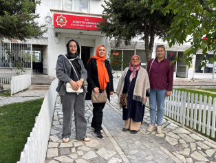 KORKUTELİ’NİN KÜLTÜREL MİRASI ALAFARADIN KİLİMİ VE FIĞLA BARDAĞI, COĞRAFİ İŞARET TESCİLİYLE ESKİ ÜNÜNE YENİDEN KAVUŞUYOR Galeri