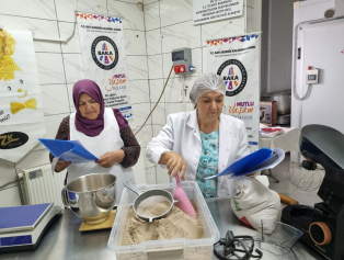 Korkuteli'nin Yöresel Ürünleri Glutensiz Artizan Makarnaya Dönüsüyor Galeri